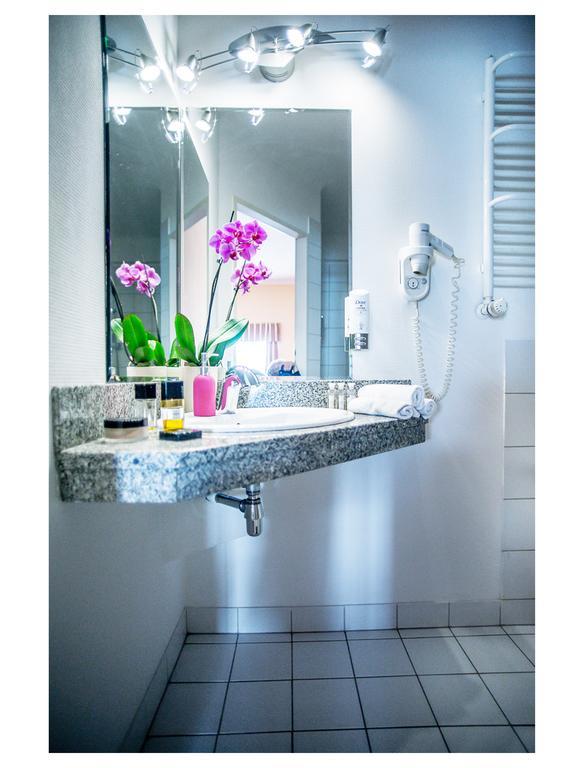 Hotel Fenix Jelenia Gora Ruang foto